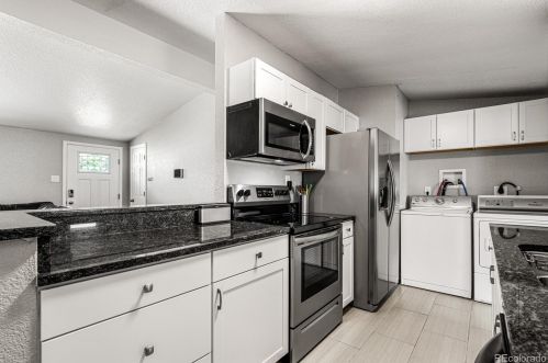 7837 Elmwood Pl, Denver CO  80221-3224 exterior