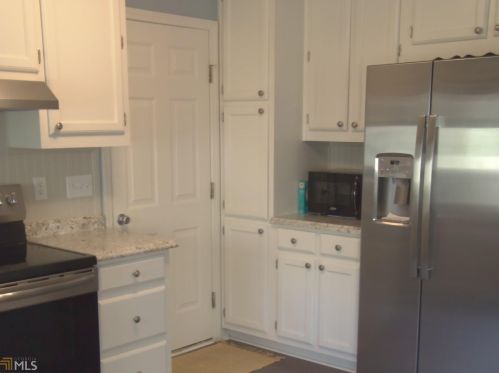 1092 Plantation Way, Conyers GA  30094-4124 exterior