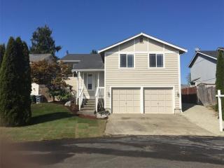 1207 185th St, Elk Plain, WA 98387-7917
