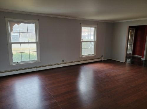 736 Violet Ln, Matteson, IL 60443-1938