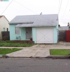 3256 Andrade Ave, Richmond CA  94804-1185 exterior