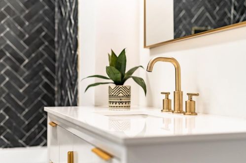 4401 Clarke Dr, Fort Worth TX  76135-2104 exterior