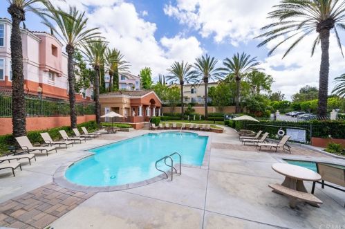 1035 Stresa Way, Anaheim CA  92808-2432 exterior