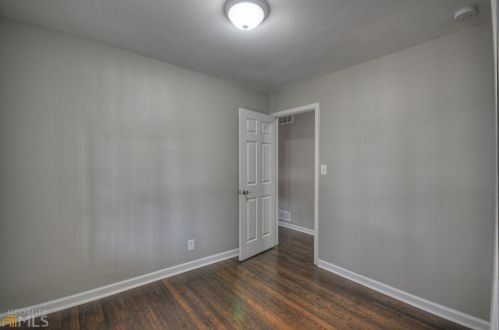 6140 Hillandale Dr, Atlanta GA  30349-4250 exterior