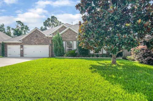 2031 Brodie Ln, Conroe TX  77301-7246 exterior