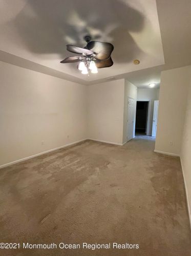 431 Ml Pond Way, Tinton Falls NJ 07724-2477 exterior