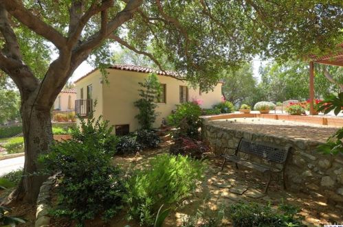 3113 Sparr Blvd, Glendale CA  91208-1829 exterior