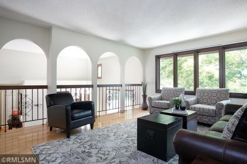 1486 Briarknoll Dr, Saint Paul MN  55112-1975 exterior