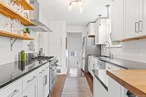 1432 Vine St, Denver CO  80206-2016 exterior