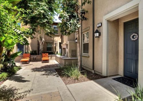 23 Cienega, Irvine CA  92618-8802 exterior