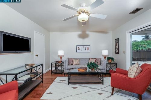 3719 Parkmall Ct, Concord CA  94519-1421 exterior