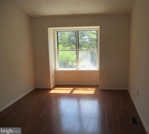 62 Avonshire Ct, Silver Spring MD 20904-6712 exterior