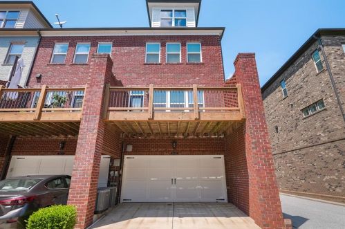 3621 Brookleigh Ln, Atlanta GA  30319-2206 exterior