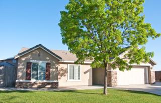 2855 Azalea Ct, Tulare, CA 93274-7861