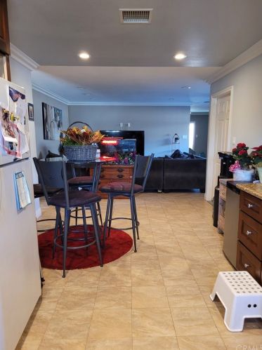 701 Rose St, Anaheim CA  92805-2035 exterior