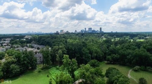 2382 Ewing Dr, Atlanta GA  30319-3929 exterior