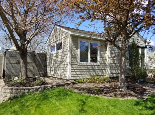 25 Hilltop Ln, Saint Paul MN  55116-2749 exterior