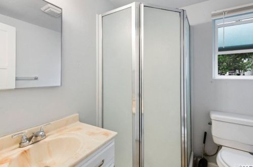 1925 Vassar St, Glendale CA  91204-2926 exterior