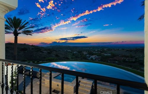 20 Black Falcon, Irvine CA  92603-0420 exterior