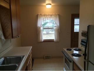 2895 Arona St, Saint Paul MN  55113-1623 exterior