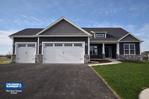 843 Coventry Cir, Sycamore IL  60178-8938 exterior