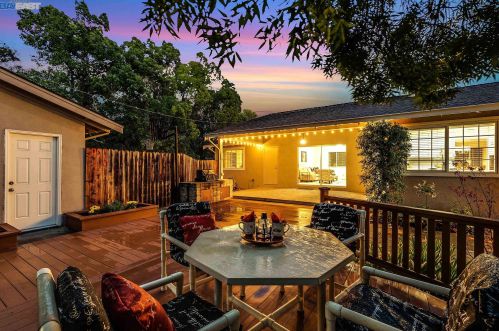 5330 Sandra Way, Livermore, CA 94550-3826