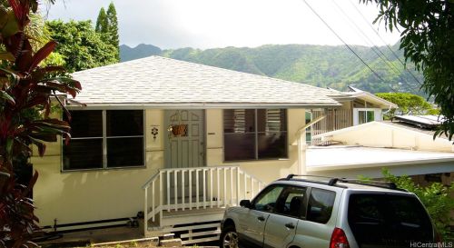 2871 Manoa Rd, Honolulu HI  96822-1752 exterior