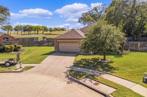 801 New York Ave, Midlothian, TX 76065-8756