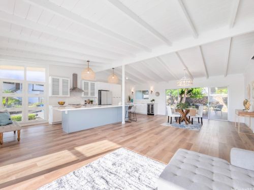 1346 Nehoa St, Honolulu HI  96822-3074 exterior