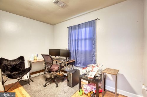 19129 Windsor Rd, Triangle VA  22172-2423 exterior