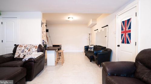 316 Bunny Ln, Harpers Ferry WV  25425-7104 exterior