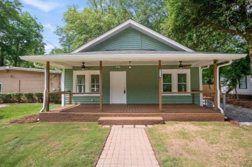 1712 Connally Dr, Atlanta GA  30344-2519 exterior