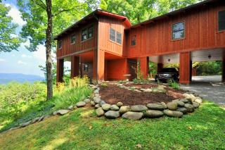 3750 Cove Mountain Rd, Pigeon Forge, TN 37862-8439