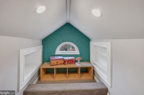 606 Gist Ave, Silver Spring MD 20910-4921 exterior