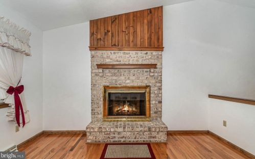 62 Lion Dr, Hanover PA  17331-3847 exterior