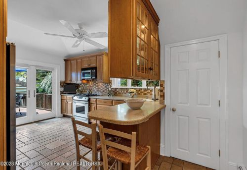 210 Buttermere Ave, Tinton Falls NJ  07712-4419 exterior