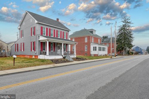 505 3rd St, Hanover, PA 17331-4814