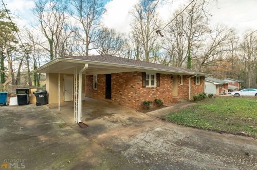 1599 Mcclelland Ave, Atlanta GA  30344-1612 exterior