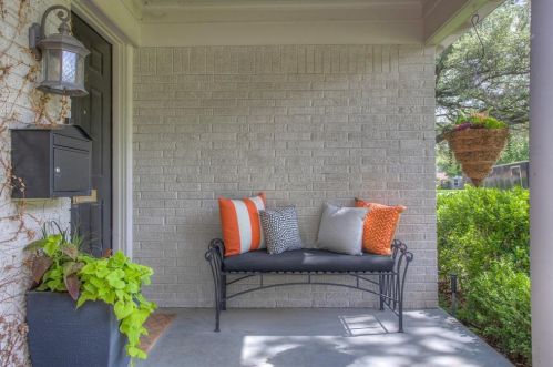 3905 Clayton Rd, Fort Worth TX  76116-7220 exterior