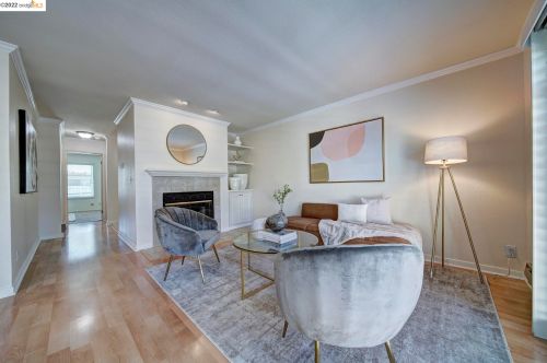 96 Lakeshore Ct, Richmond, CA 94804-7421