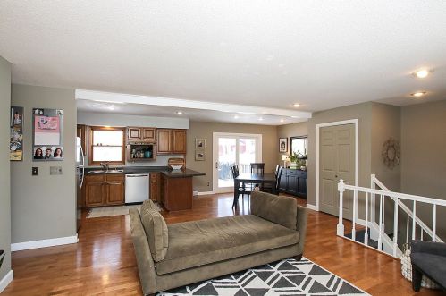 615 Roberts St, Cedar Mills, MN 55350-2771