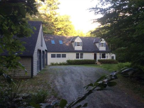 56 King James Rd, Enfield, NH 03748-3815