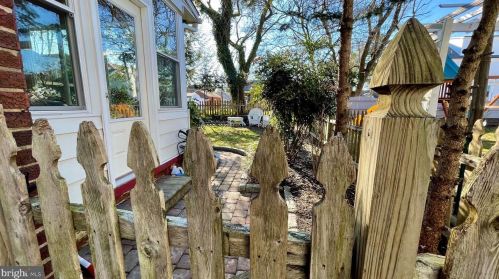 610 Radnor Ave, Tavistock NJ 08033-1005 exterior