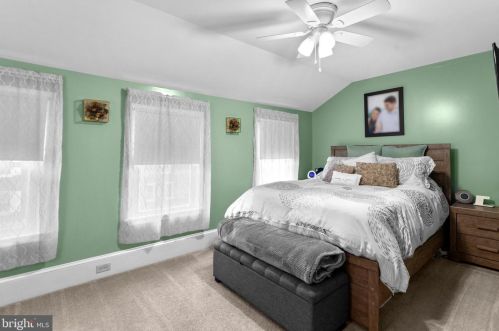 324 Walnut St, Lancaster PA  17602-2438 exterior