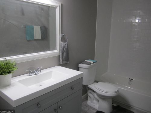 740 73rd Ave, Minneapolis MN  55444-2677 exterior
