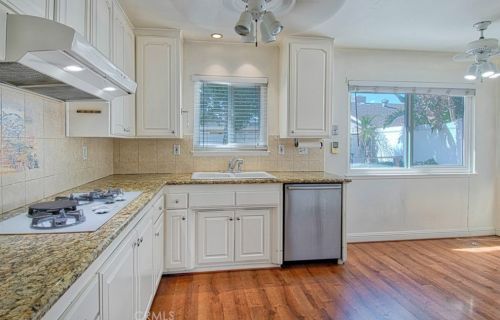 513 Royal St, Anaheim CA  92806-3235 exterior