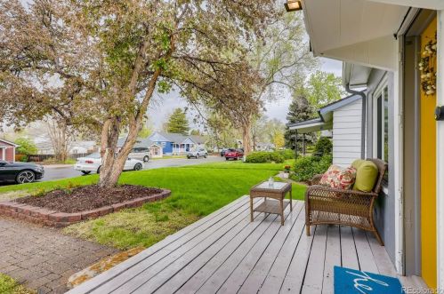 3070 Washington St, Englewood CO  80113-1672 exterior