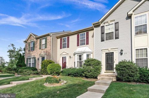 26 Coachlight Dr, Erial, NJ 08081-5603