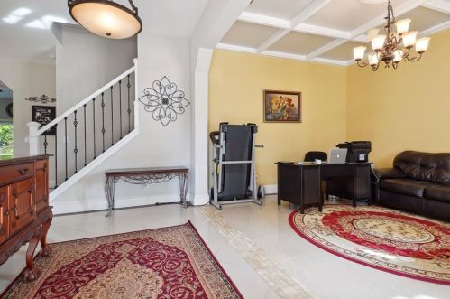 639 Jackson St, Buford, GA 30518-2731