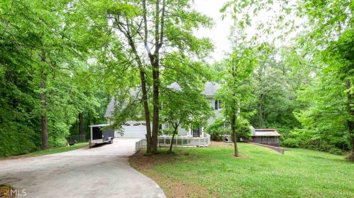 3910 Dial Mill Rd, Conyers, GA 30013-1022